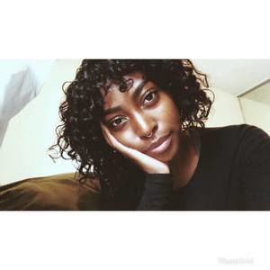 Meet your Posher, Alexandra